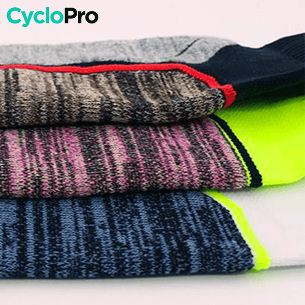 Chaussettes cyclisme hiver grises et jaunes confort 2